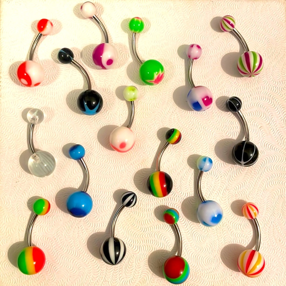 *Buy 4 get 1 Free* $5 items only!  NEVER WORN Belly Rings